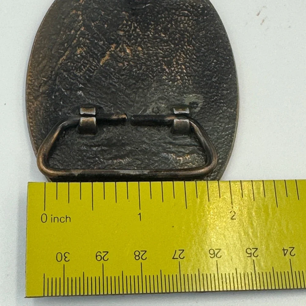 N/A vintage belt